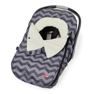 SKIP HOP Stroll & Go Universal Car Seat Cover